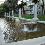 Paseo de los Recoletos de sur a norte conecta la Cibeles con la Plaza Colón en Madrid